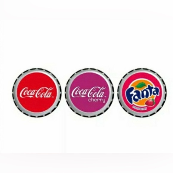 Lip Smackers Coca Cola Bottle Cap Lip Balm Trio - Picture 4 of 9